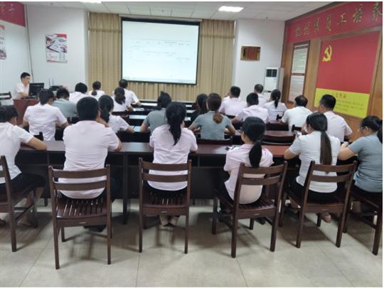 威客·电竞(中国)官方网站
顺利开展2019年工程系列 职称申报培训会